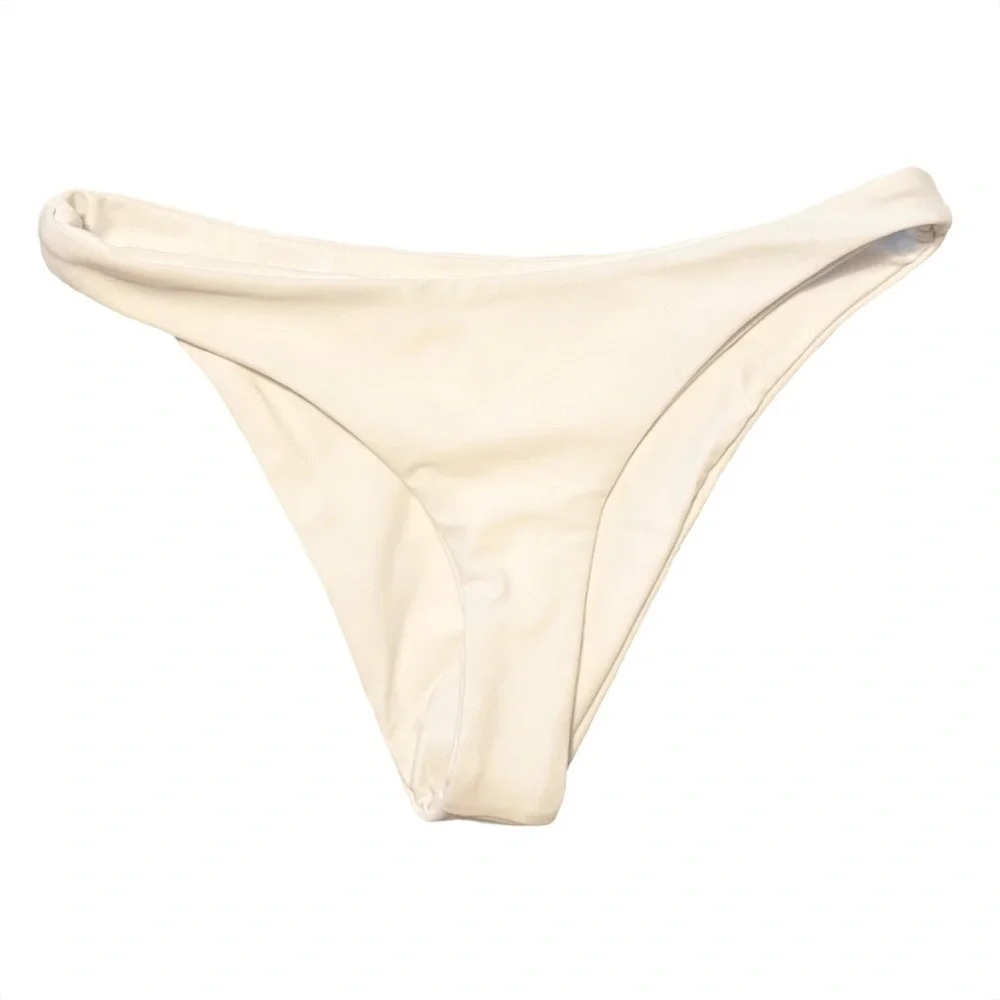 Jade swim most